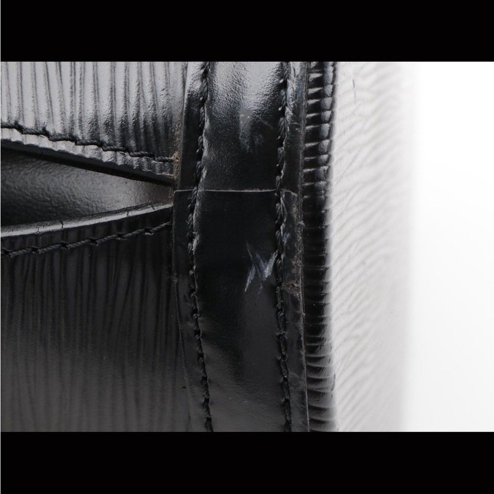 Louis Vuitton Cluny Bag in Black EPI Leather and Smooth Leather Trim - Picture 14 of 16